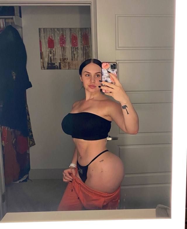 Sweet and Tight Pussy😜 (920) 489-0091 love sucking dick, I do payment in person. - Image 3